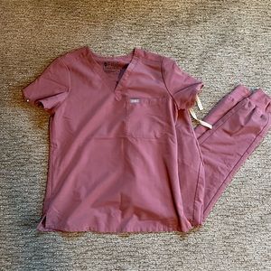 Figs Women’ scrubs